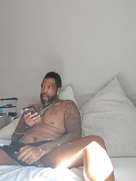 3prettyboy3 online show from 13, 11, 2025