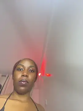 Snapshot of ebony_spicy69 chatting on 8, 8, 2026 ebony spicy69 online show from 8, 8, 2026