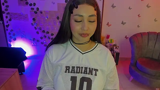 Fiore Sanz  online show from 17, 3, 2026