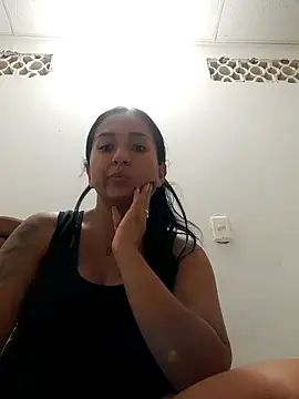 luna asss online show from 17, 4, 2026