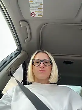 Sexy Sweets online show from 8, 11, 2025