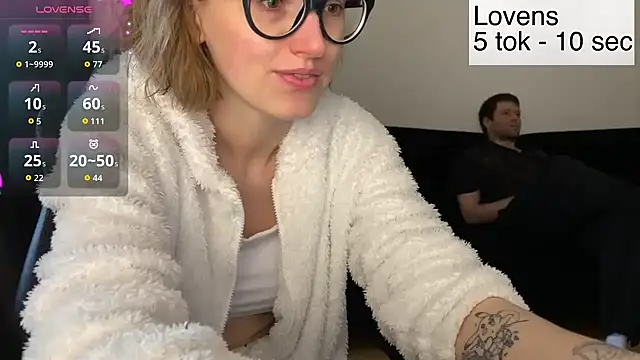 Sexy Sweets online show from 4, 3, 2026