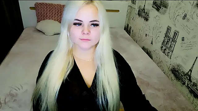 lovely-eyes online show from 30, 10, 2025