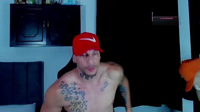 Snapshot of RickG_Oficial chatting on 31, 3, 2026 RickG Oficial online show from 31, 3, 2026