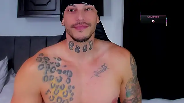 Snapshot of RickG_Oficial chatting on 2, 4, 2026 RickG Oficial online show from 2, 4, 2026