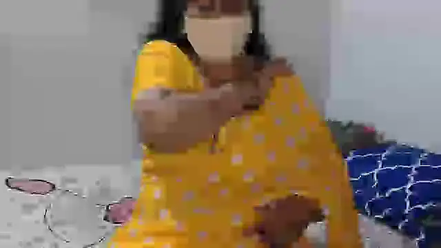 Snapshot of Rani_Darling_99 chatting on 9, 10, 2025 Rani Darling 99 online show from 9, 10, 2025