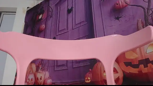 Kitty Mifl online show from 1, 11, 2025