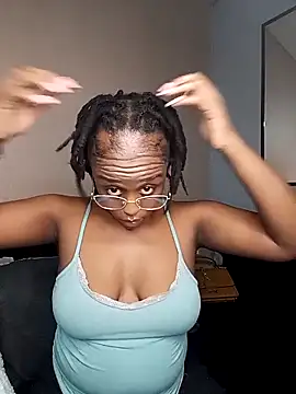 Queen-Chocolate online show from 27, 2, 2026