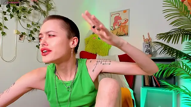 Snapshot of PamelaYong chatting on 2, 3, 2025 PamelaYong online show from 2, 3, 2025