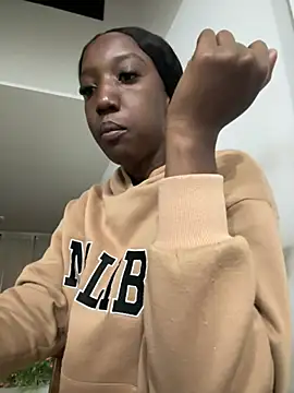 Snapshot of FiorelaLenin chatting on 15, 2, 2026 FiorelaLenin online show from 15, 2, 2026