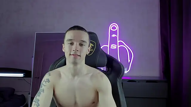 MasonWarholl online show from 10, 1, 2025