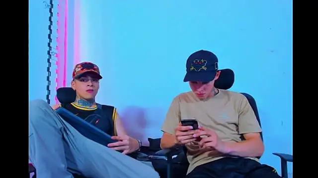 Snapshot of HOT_boy2025 chatting on 9, 9, 2025 HOT boy2025 online show from 9, 9, 2025