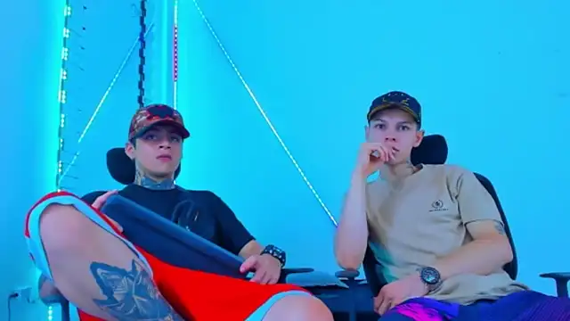 Snapshot of HOT_boy2025 chatting on 24, 10, 2025 HOT boy2025 online show from 24, 10, 2025