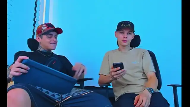 Snapshot of HOT_boy2025 chatting on 26, 11, 2025 HOT boy2025 online show from 26, 11, 2025