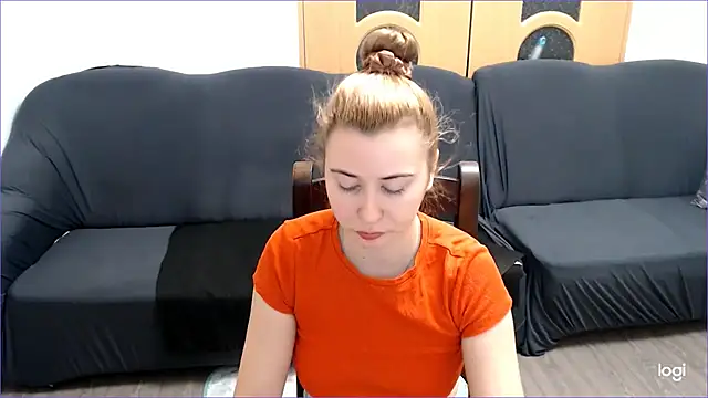 Snapshot of VioletaFlower7 chatting on 10, 1, 2025 VioletaFlower7 online show from 10, 1, 2025