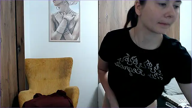 Snapshot of VioletaFlower7 chatting on 24, 7, 2026 VioletaFlower7 online show from 24, 7, 2026