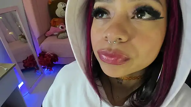 zoesullivan online show from 25, 2, 2026