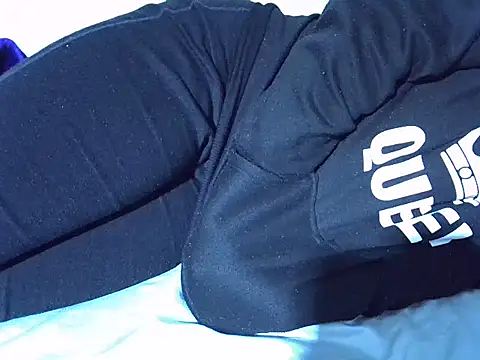 naughtycate  online show from 23, 12, 2025