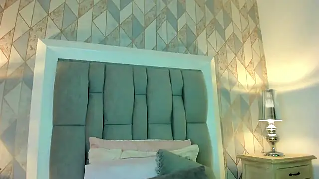 Snapshot of Ginger_Violetta_ chatting on 23, 12, 2024 Ginger Violetta online show from 23, 12, 2024