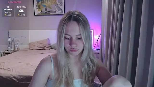 Snapshot of annabel8 chatting on 6, 12, 2024 annabel8 online show from 6, 12, 2024