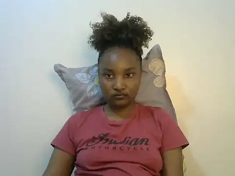 StacyGee24 online show from 10, 10, 2025