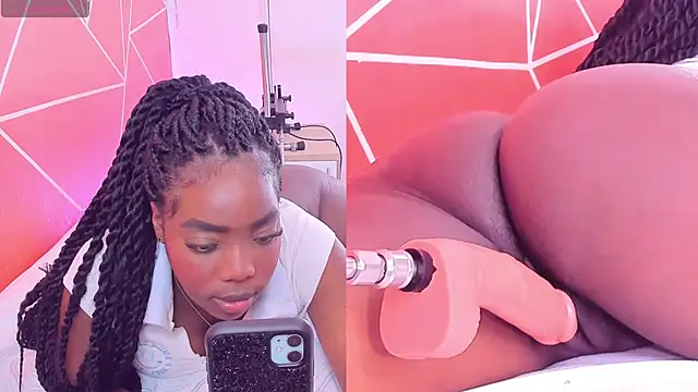 zoeethompson cm online show from 10, 3, 2025