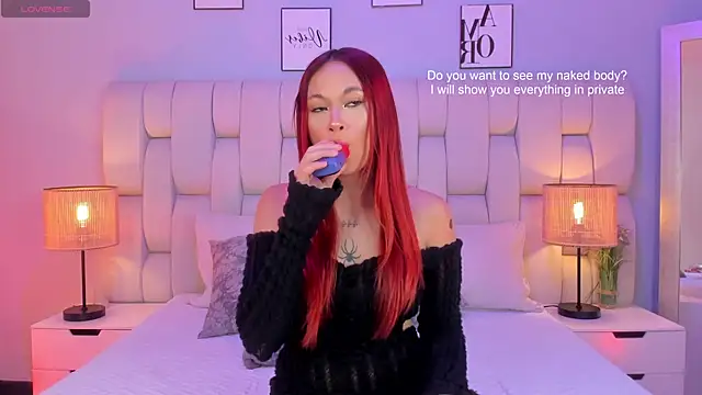 SkinnyFoxy online show from 4, 4, 2026