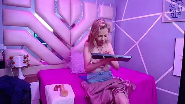 sophia ny online show from 17, 2, 2025