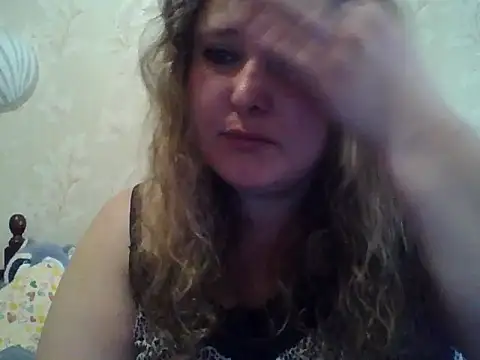 Snapshot of ParisMimi chatting on 6, 6, 2026 ParisMimi online show from 6, 6, 2026