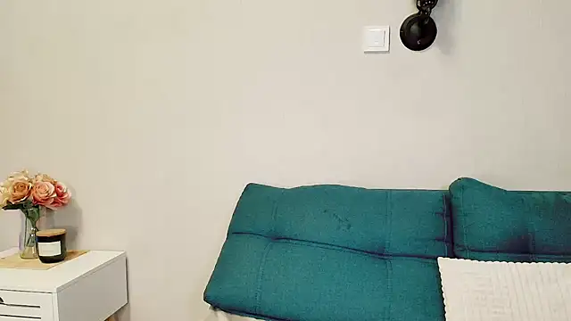 AliseSexyDoll777 online show from 18, 4, 2026