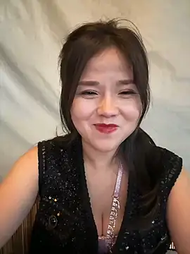 Efangfang online show from 3, 1, 2025