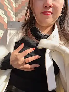 Efangfang online show from 17, 1, 2025