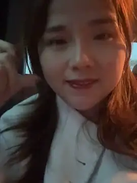 Efangfang online show from 3, 2, 2025