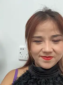 Efangfang online show from 15, 9, 2025