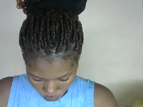 Pretty-emmie online show from 10, 10, 2025