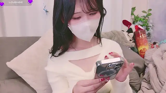 Conatsu online show from 8, 1, 2025