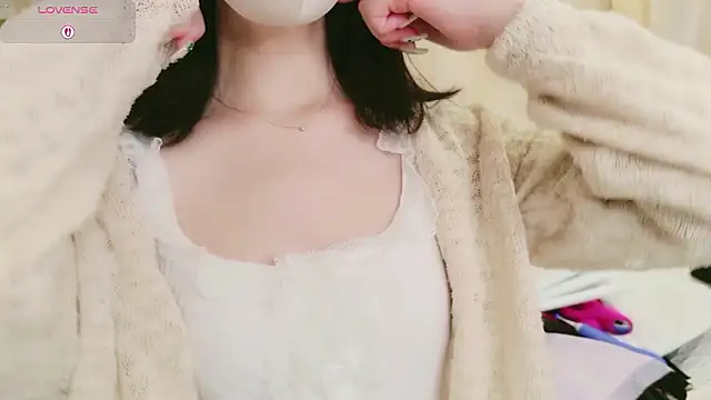 Snapshot of Conatsu chatting on 8, 5, 2026 Conatsu online show from 8, 5, 2026
