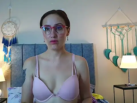 IberianMoonMK online show from 10, 2, 2026