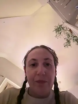 Littlelolo60 online show from 10, 4, 2026