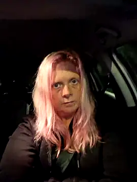 chubby british blonde uk online show from 21, 2, 2026