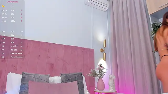 AprilWong online show from 22, 1, 2025