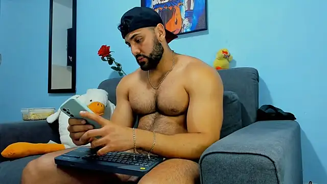 Snapshot of ETHAN_ROX chatting on 28, 2, 2025 ETHAN ROX online show from 28, 2, 2025