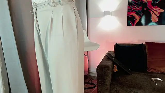 NoahCasstro online show from 8, 2, 2025