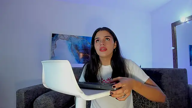 NoahCasstro online show from 6, 3, 2025