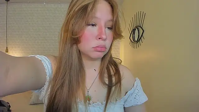 Kittytimberlake online show from 14, 4, 2026