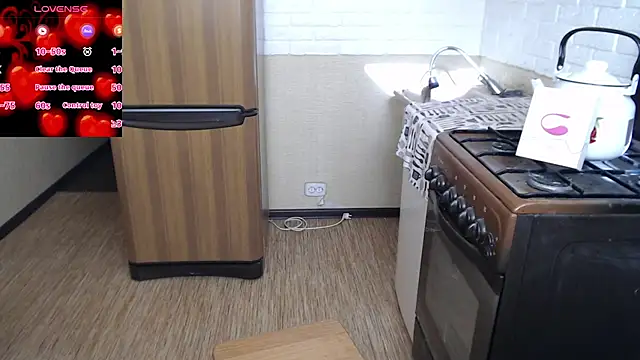 sweetpeash33 online show from 13, 2, 2025