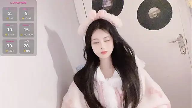 Qedgjwyz1 online show from 2, 2, 2025