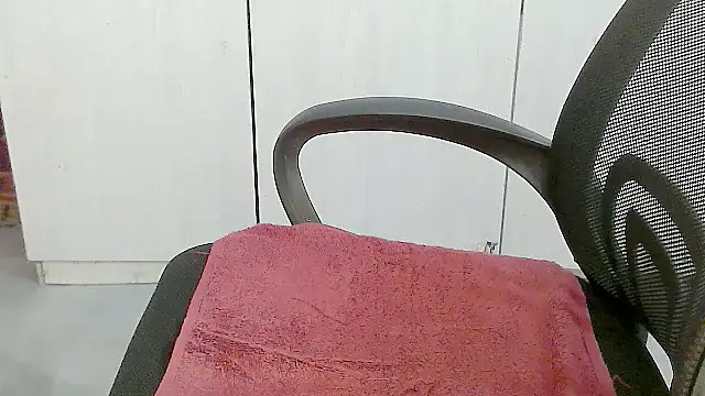 Destiny Desire online show from 17, 4, 2026