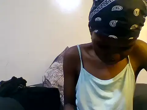 Snapshot of Baddie_Floxxy chatting on 8, 12, 2024 Baddie Floxxy online show from 8, 12, 2024