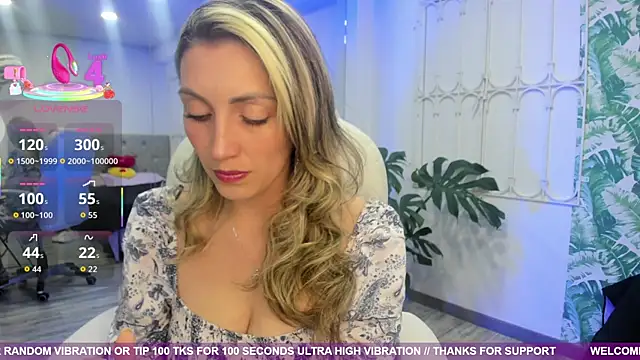 Snapshot of anny_sweet72 chatting on 18, 9, 2025 anny sweet72 online show from 18, 9, 2025